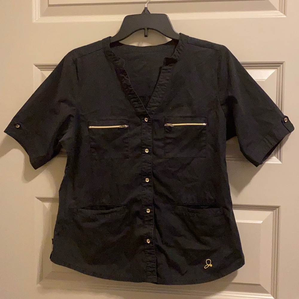 Jaanuu Scrub Top